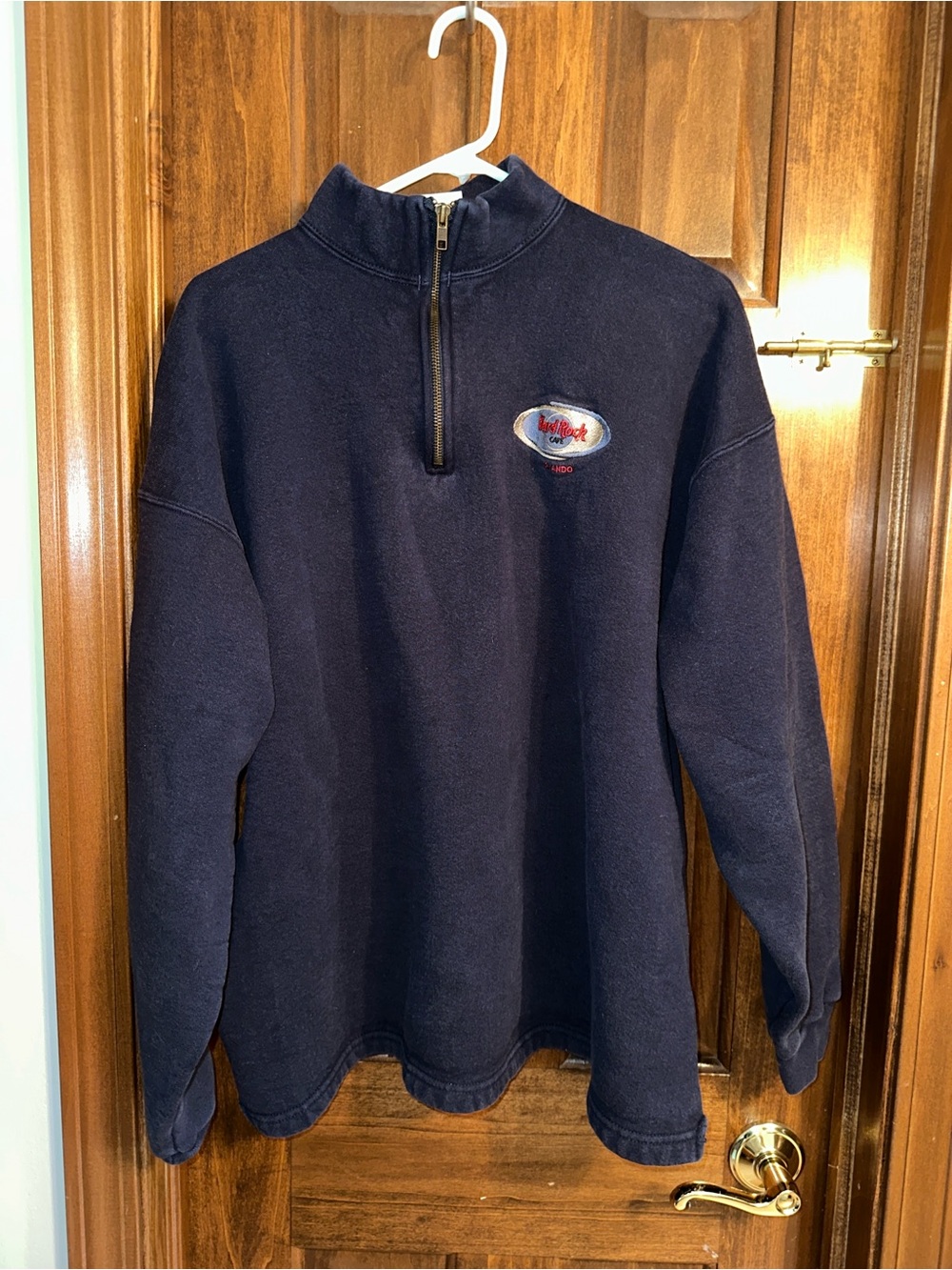 Vintage Hard Rock Cafe Men's Navy Half-Zip Pullover Sweatshirt